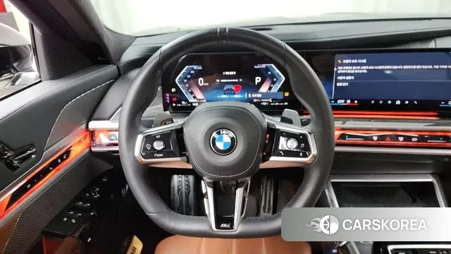 BMW 7 Series (G70) 2023 Черный из Кореи, фото 4