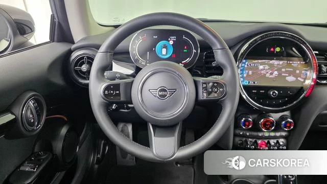 Mini Cooper 2022 Жемчужный цвет из Кореи, фото 4