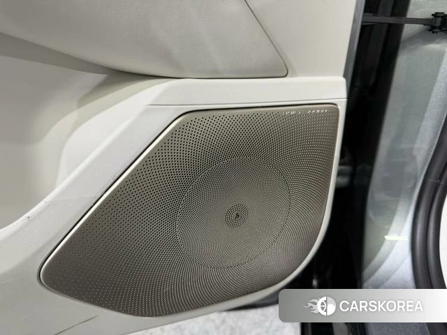 Buick Realm L7 2026 Серебристо-серый из Китая, фото 4