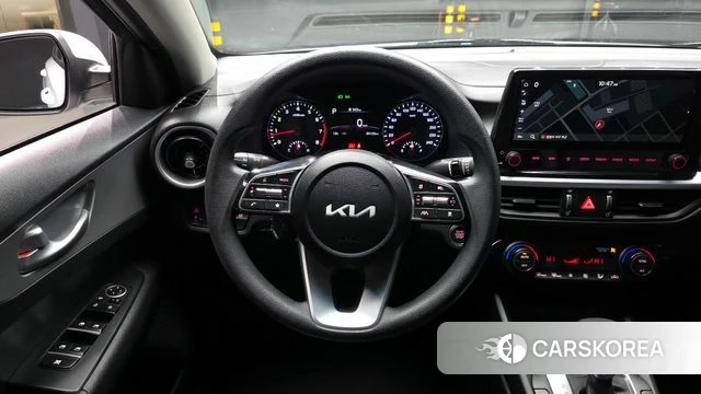 Kia The New K3 2nd generation 2022 Белый из Кореи, фото 4