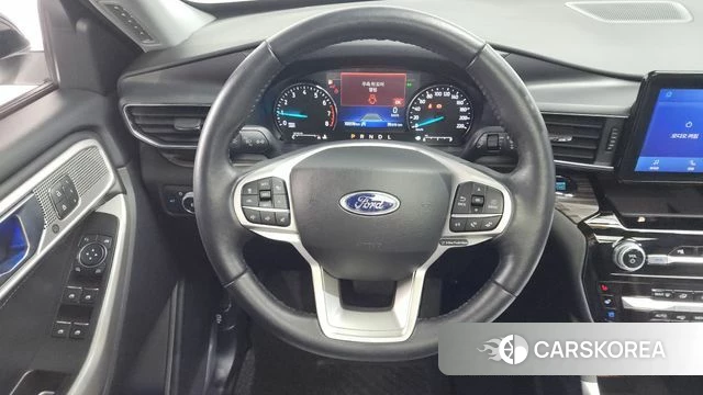 Ford Explorer 6th Generation 2022 Белый из Кореи, фото 4