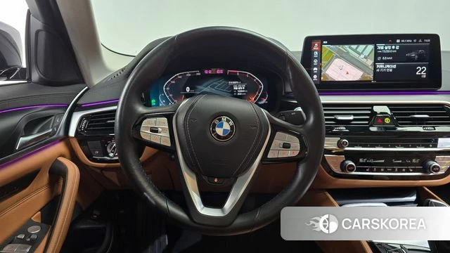 BMW 5 Series (G30) 2022 Черный из Кореи, фото 4