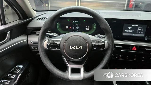 Kia The New K5 3rd generation 2024 Белый из Кореи, фото 4