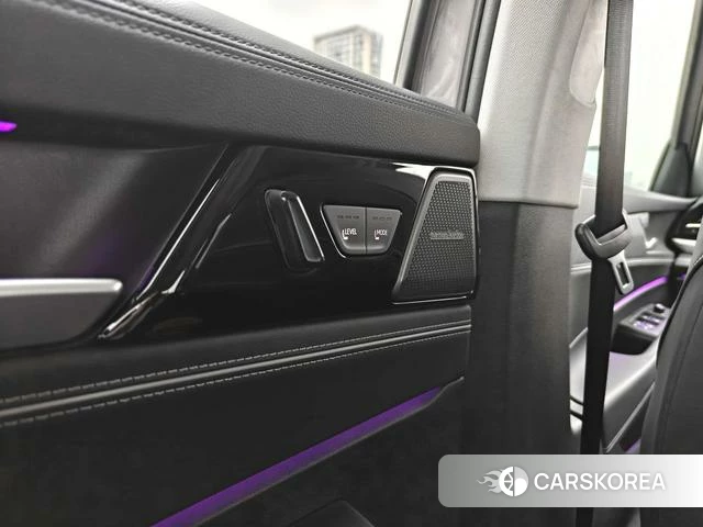 Volkswagen Passat 2024 Темно-серый из Китая, фото 4