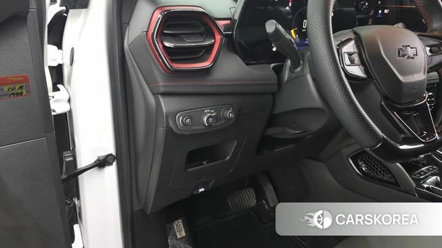 Chevrolet (GM Daewoo) The New Trail Blazer 2024 Белый из Кореи, фото 4