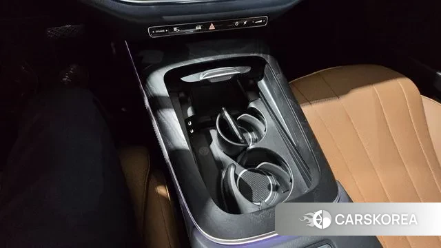 Mercedes-Benz E-Class W214 2024 Белый из Кореи, фото 4