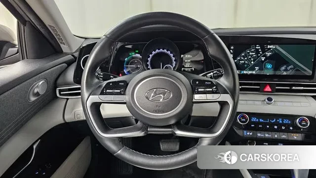 Hyundai Avante Hybrid (CN7) 2022 Серебристо-серый из Кореи, фото 4