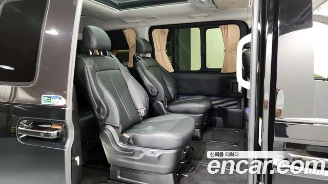 Hyundai Staria 2023 Черный из Кореи, фото 4