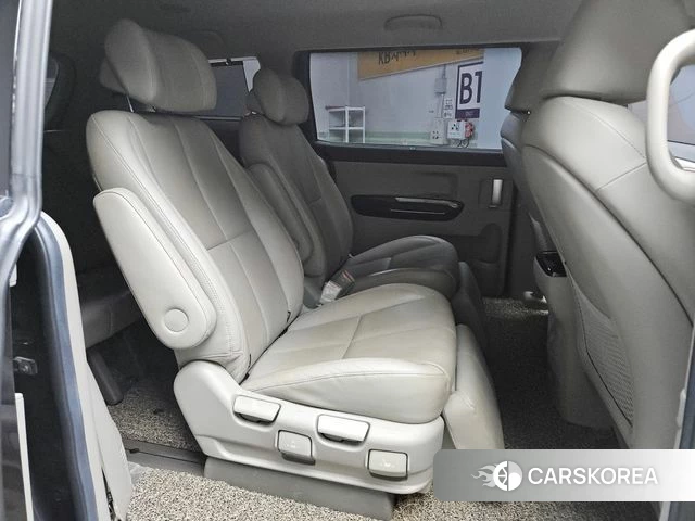 Kia The New Carnival 2019 Серый из Кореи, фото 4