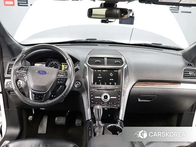 Ford Explorer 2018 Белый из Кореи, фото 4
