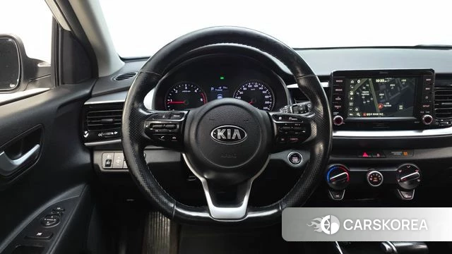 Kia Stonic 2019 Белый из Кореи, фото 4