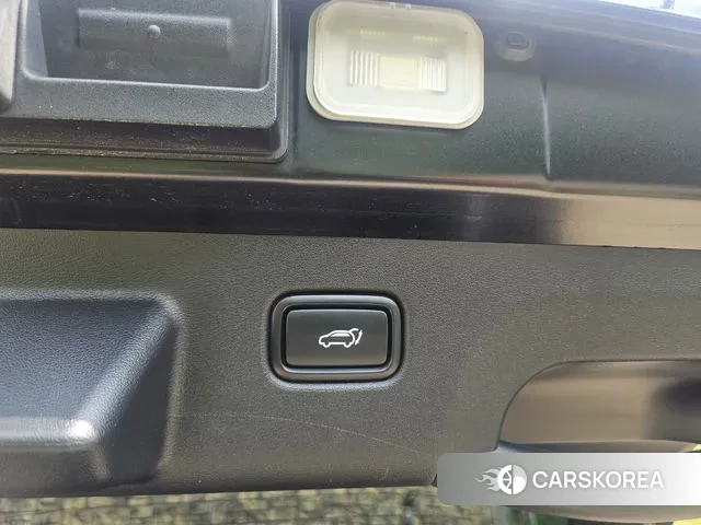 Kia EV6 2023 Черный из Кореи, фото 4