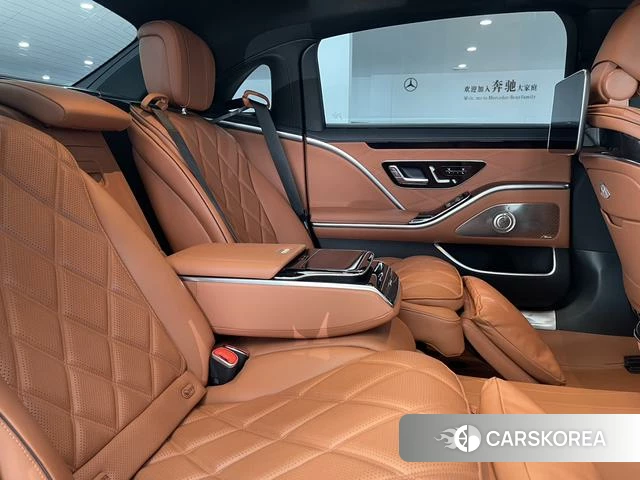 Mercedes-Benz Maybach S-class 2023 Черный из Китая, фото 4