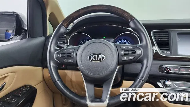 Kia The New Carnival id 2471174 из Кореи 4