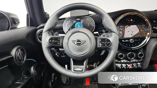 Mini Cooper S 2023 Черный из Кореи, фото 4