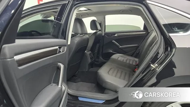 Volkswagen The New Passat 2018 Черный из Кореи, фото 4