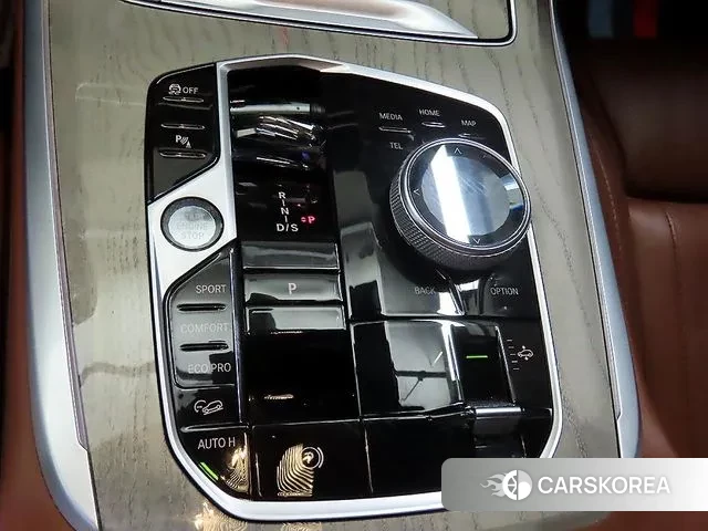 BMW X7 (G07) 2023 Коричневый из Кореи, фото 4