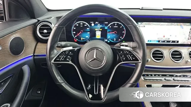 Mercedes-Benz E-Class W213 2021 Черный из Кореи, фото 4