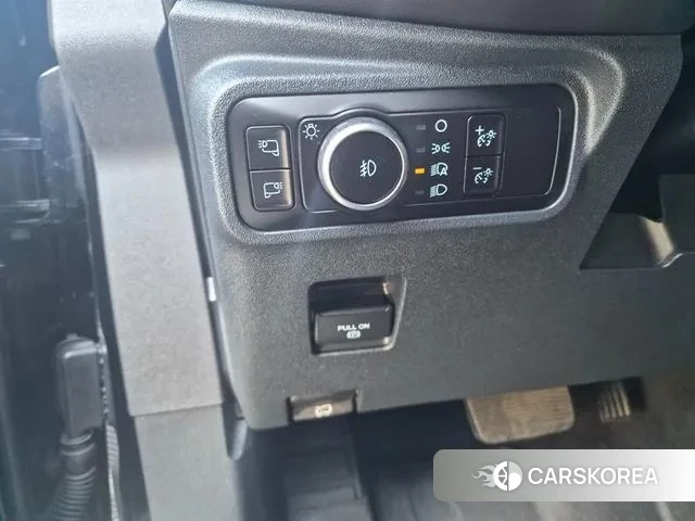 Ford Bronco 6th Generation 2023 Черный из Кореи, фото 4