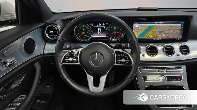 Mercedes-Benz E-Class W213 2019 Серебряный из Кореи, фото 4