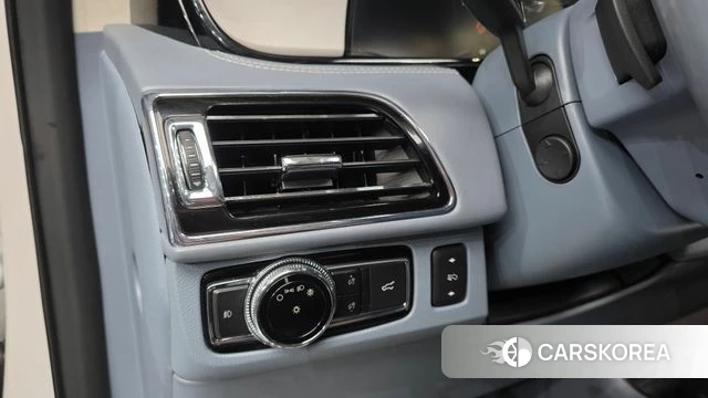 Lincoln Navigator 4th generation 2019 Белый из Кореи, фото 4