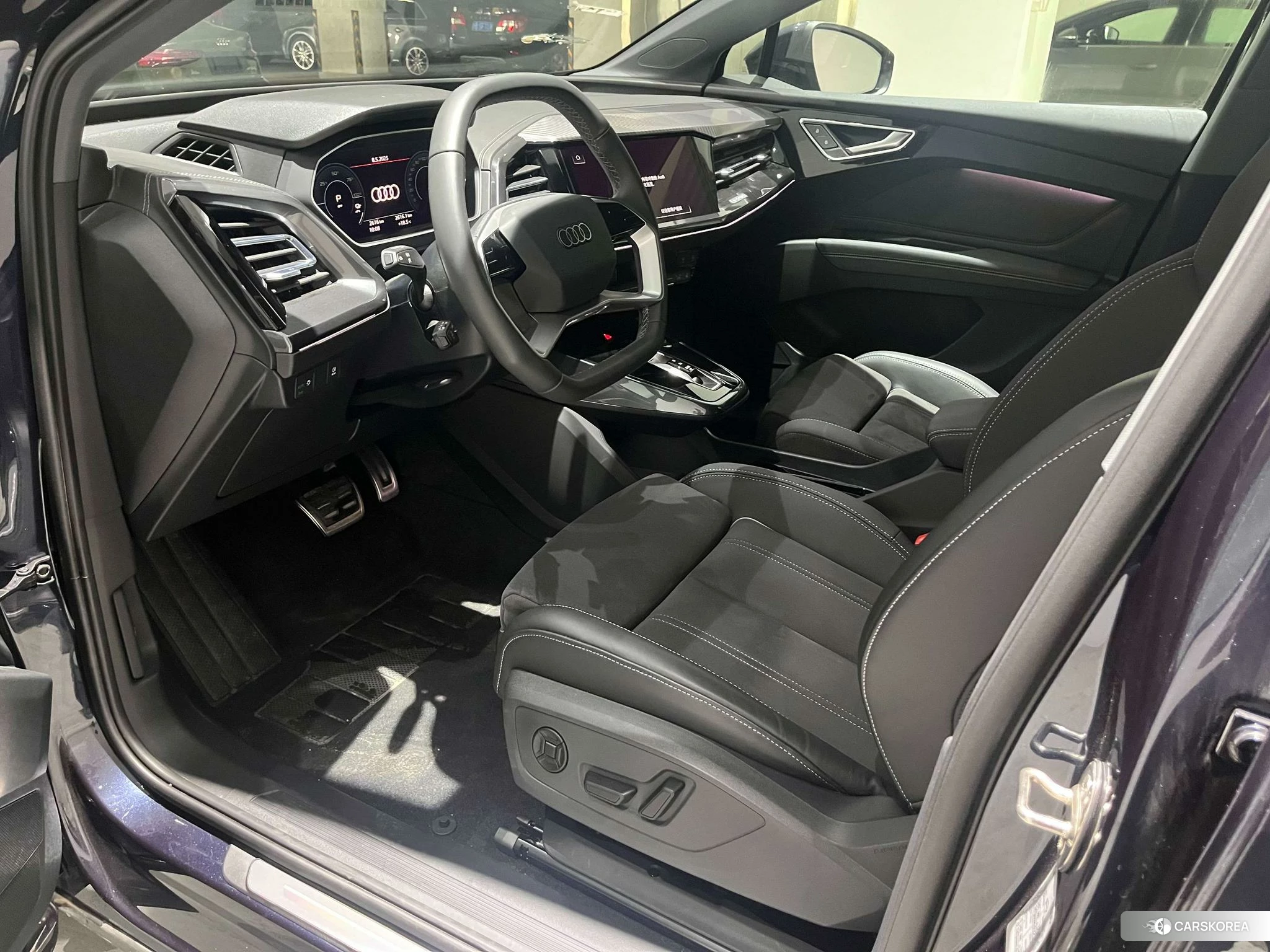 Audi Q4 e-tron 2022 Синий из Китая, фото 4