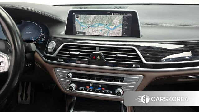 BMW 7 Series (G11) 2021 Серый из Кореи, фото 4