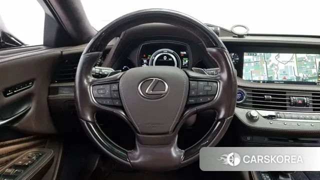 Lexus LS500h 5th generation 2018 Песочный из Кореи, фото 4