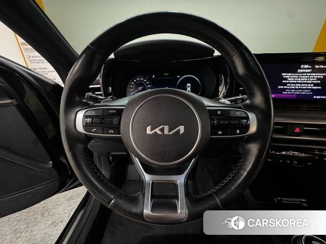 Kia K5 3rd generation 2022 Черный из Кореи, фото 4