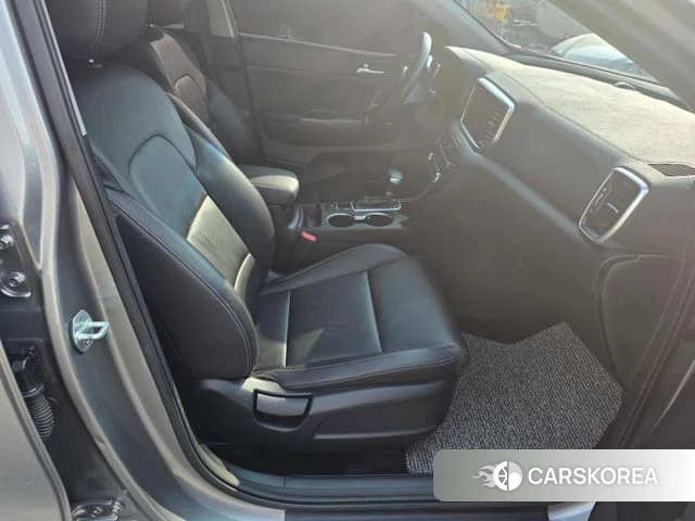 Kia Sportage The Bold 2021 Серый из Кореи, фото 4