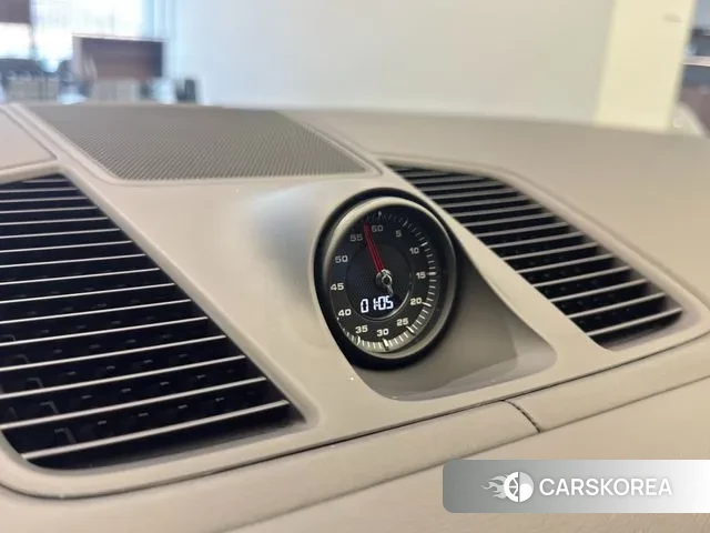 Porsche Cayenne (PO536) 2022 Серебристо-серый из Кореи, фото 4