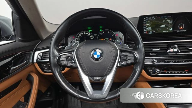 BMW 5 Series (G30) 2018 Серый из Кореи, фото 4