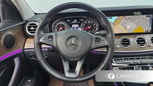 Mercedes-Benz E-Class W213 2018 Белый из Кореи, фото 4