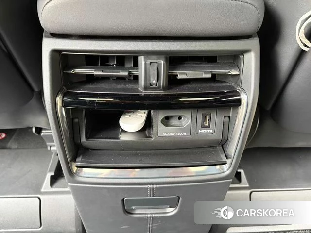 Toyota Alphard 4th Generation 2024 Белый из Кореи, фото 4