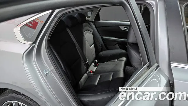 Kia Come New K3 id 2687571 из Кореи 4