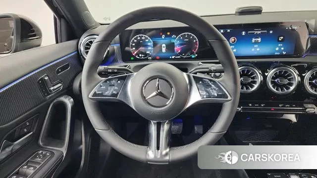 Mercedes-Benz A-Class W177 2025 Черный из Кореи, фото 4