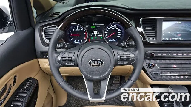 Kia The New Carnival 2018 Белый из Кореи, фото 4