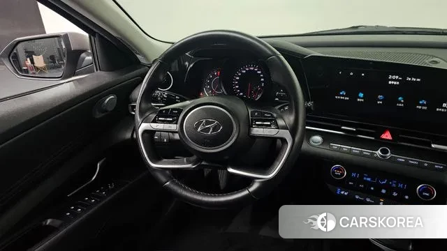 Hyundai Avante (CN7) 2021 Серебристо-серый из Кореи, фото 4