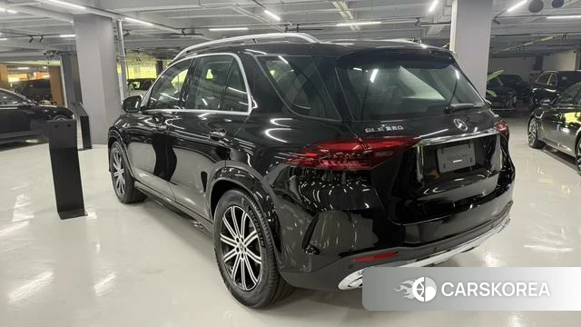 Mercedes-Benz GLE (import) 2026 Черный из Китая, фото 4