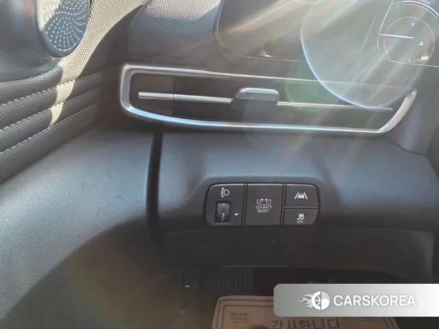 Hyundai Avante Hybrid (CN7) 2022 Белый из Кореи, фото 4