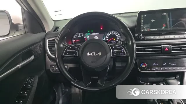 Kia Seltos 2022 Белый из Кореи, фото 4