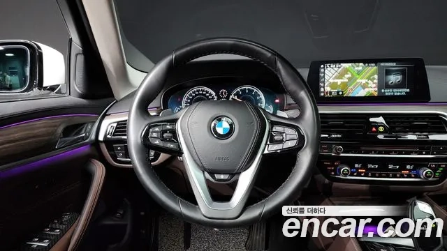 BMW 5 Series (G30) 2018 Белый из Кореи, фото 4
