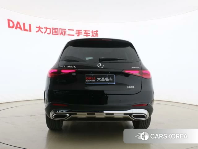 Mercedes-Benz GLC 2024 Черный из Китая, фото 4