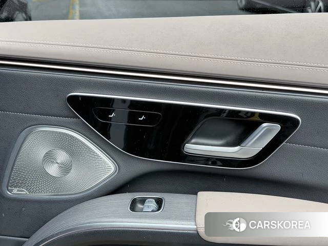 Mercedes-Benz EQS 2022 Темно-серый из Китая, фото 4