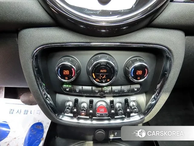 Mini Cooper Clubman 2021 Жемчужный цвет из Кореи, фото 4