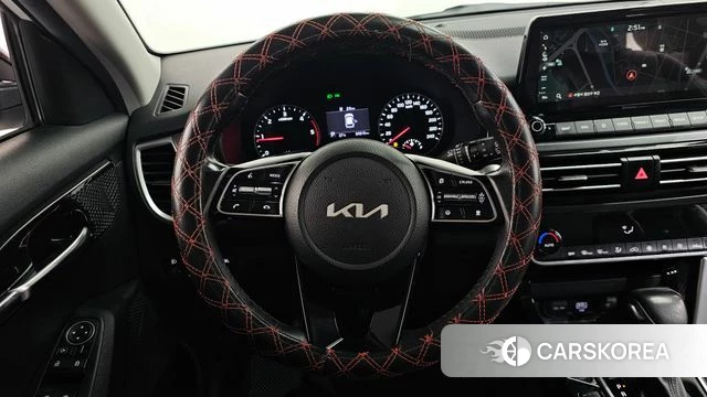 Kia Seltos 2021 Белый из Кореи, фото 4
