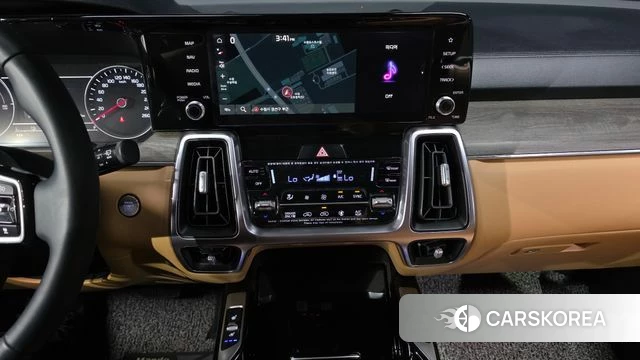 Kia Sorento 4th Generation 2023 Белый из Кореи, фото 4