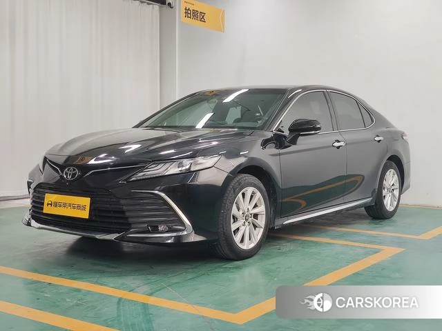 Toyota Camry 2023 Черный из Китая, фото 4