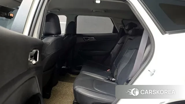 Kia Sportage 5th Generation 2023 Белый из Кореи, фото 4