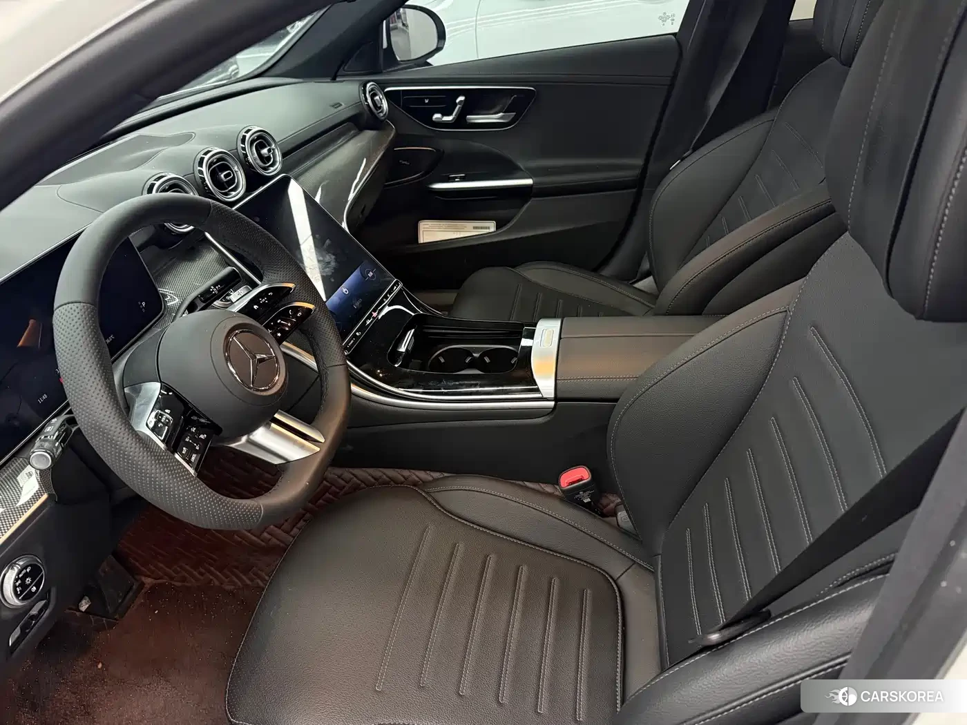 Mercedes-Benz C-class 2024 Белый из Китая, фото 4